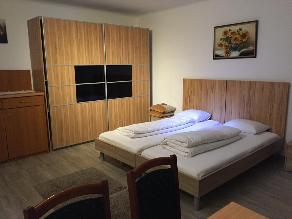 Cafe 168 Bed and Breakfast Βιέννη Εξωτερικό φωτογραφία